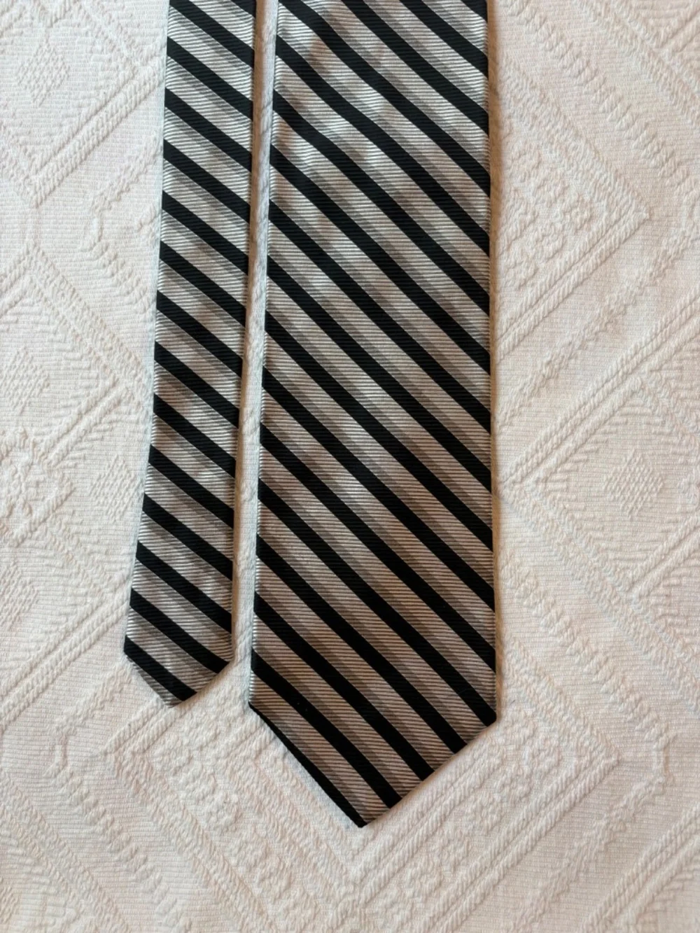 Gitman Bros. USA Silk Striped Tie - Black & Silver Gray